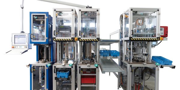 Vogelsang & Benning bietet Serienprüfstände für elektrische Lenkhilfemotoren.