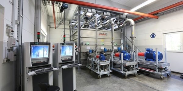 Offene Tankanlage mit 3 Prüfplätzen von Vogelsang & Benning